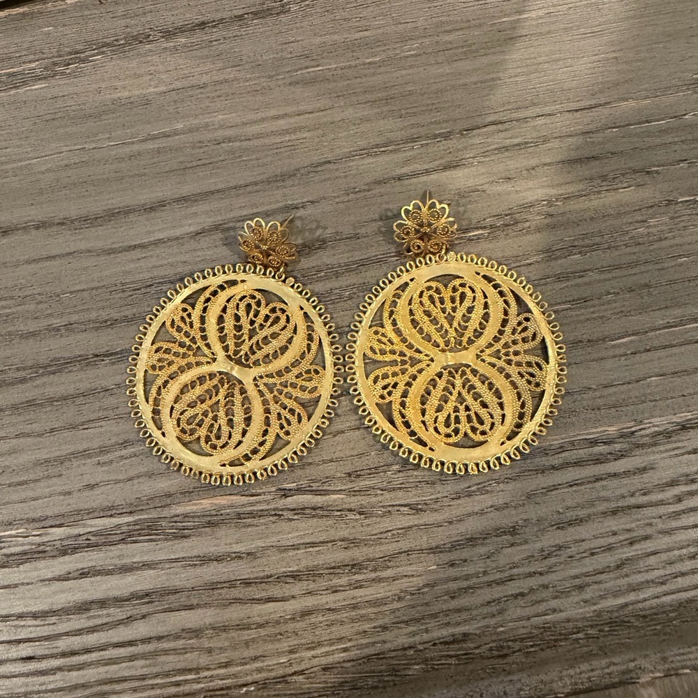 Intricate Gold Filigree Earrings